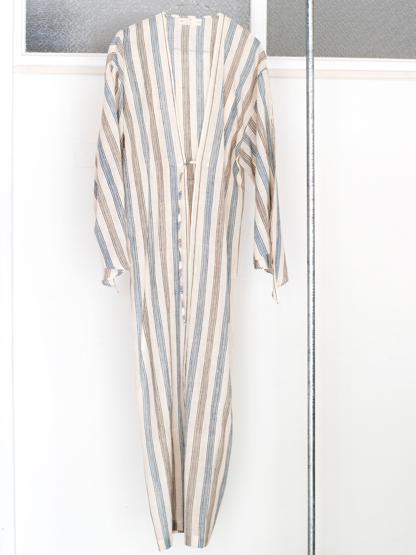 Handwoven slit sleeve cotton robe